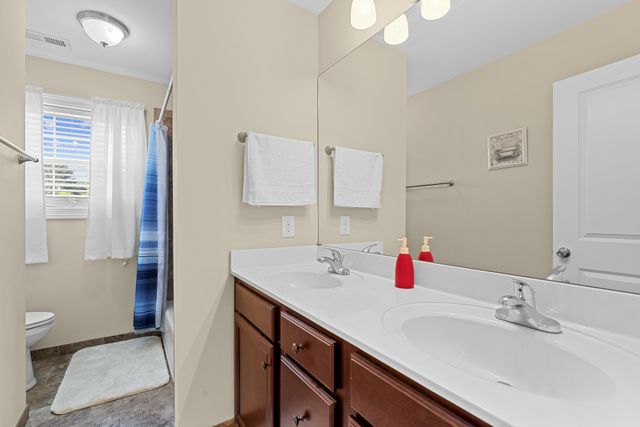 105 Wagners Way, White Bluff, TN 37187