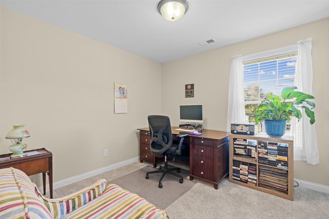 105 Wagners Way, White Bluff, TN 37187