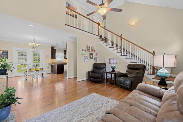 105 Wagners Way, White Bluff, TN 37187
