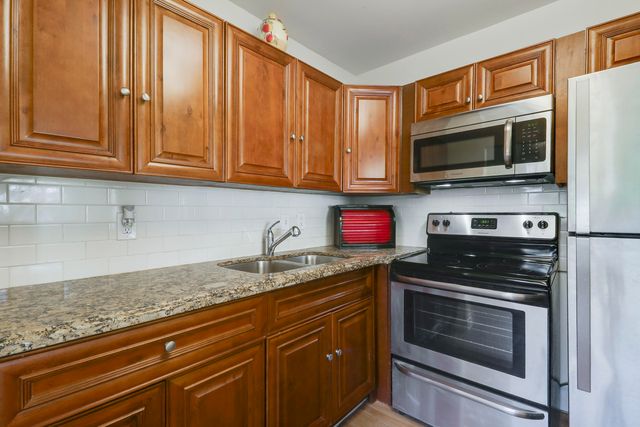 269 Norwich L, West Palm Beach, FL 33417