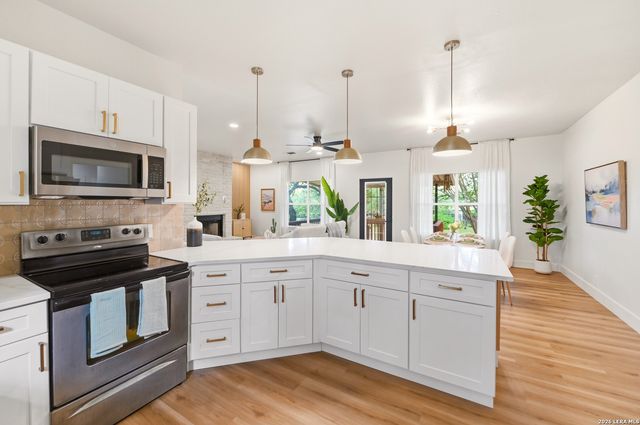1207 Grand Pass, Canyon Lake, TX 78133