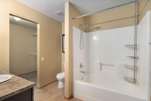 772 S Hackberry Avenue, Nixa, MO 65714