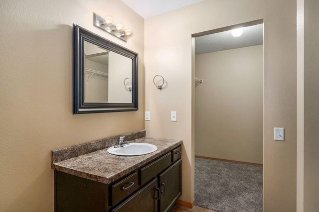 772 S Hackberry Avenue, Nixa, MO 65714