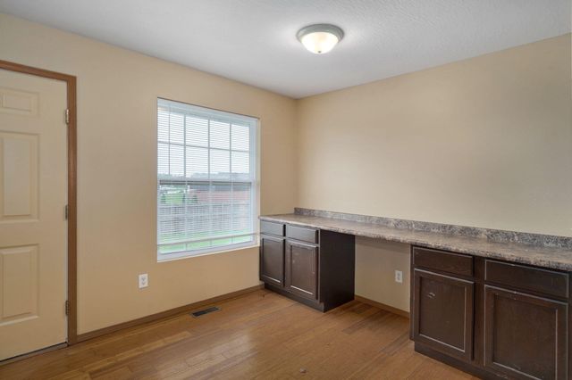 772 S Hackberry Avenue, Nixa, MO 65714