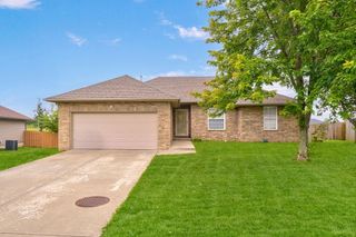 772 S Hackberry Avenue, Nixa, MO 65714