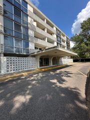 3080 Walnut Grove Rd Apt 305, Memphis, TN 38111