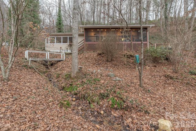 12 Bear Cove Lane, Bryson City, NC 28713