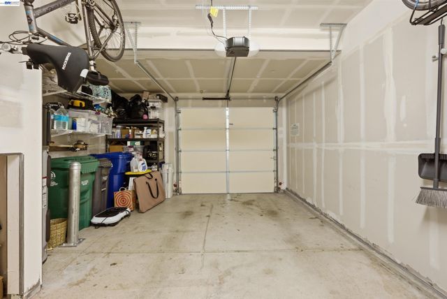 440 Pawnee Ln, Alameda, CA 94501