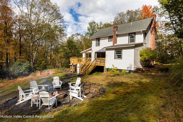 43 Mount Airy Road, Saugerties, NY 12477