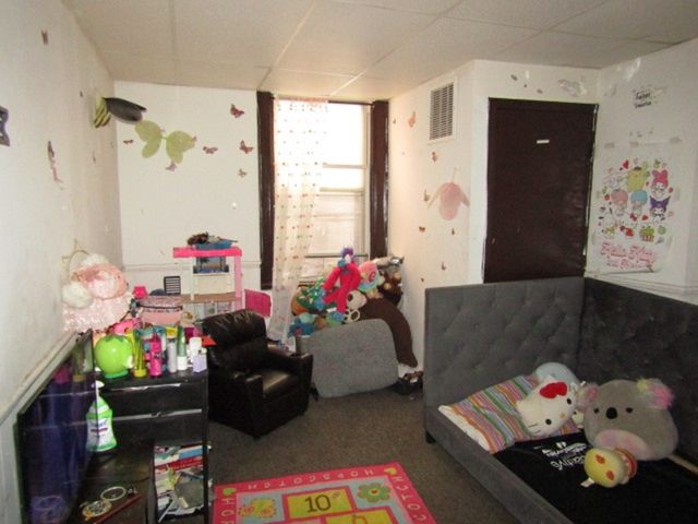 606 Middle St, Central North Side, PA 15212