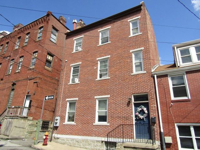606 Middle St, Central North Side, PA 15212