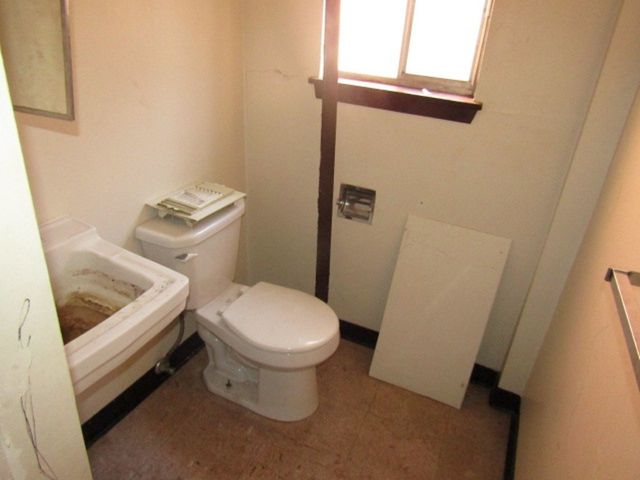 606 Middle St, Central North Side, PA 15212