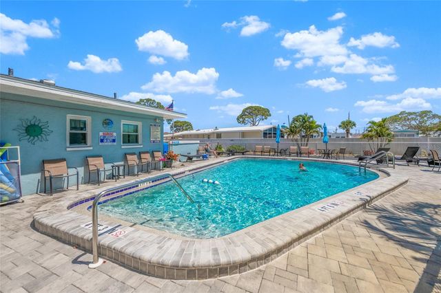 708 TAMIAMI TRAIL S 319, Venice, FL 34285