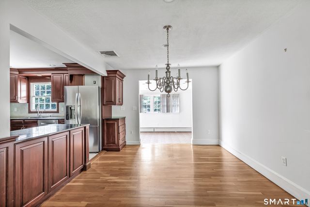 22 Old Lantern Place, Norwalk, CT 06851