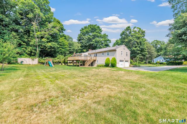 22 Old Lantern Place, Norwalk, CT 06851