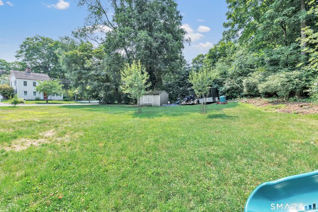 22 Old Lantern Place, Norwalk, CT 06851