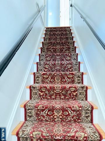 39 Franklin 2, Tenafly, NJ 07670