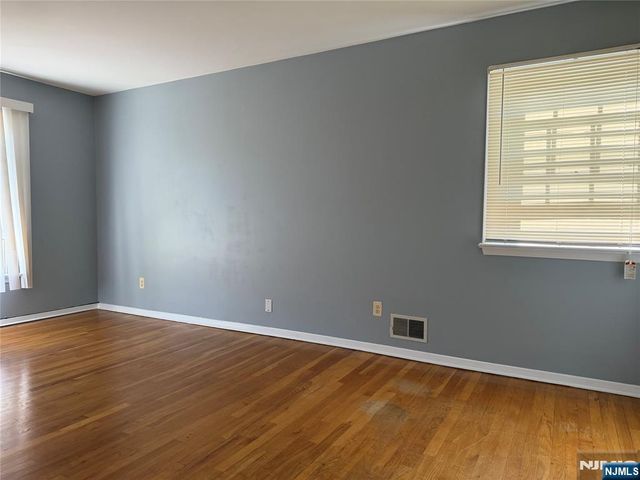 39 Franklin 2, Tenafly, NJ 07670