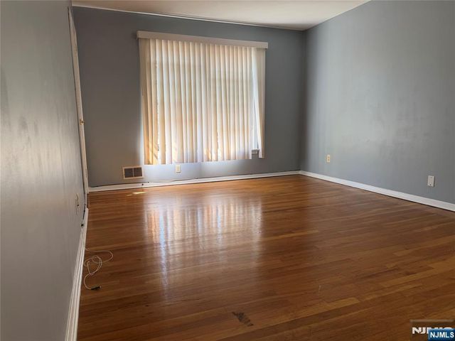 39 Franklin 2, Tenafly, NJ 07670