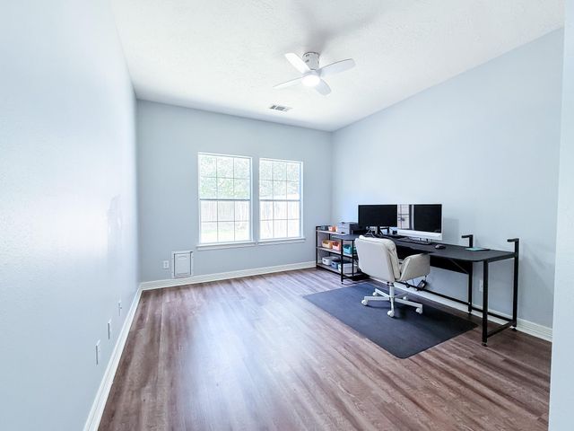 540 Springwood Drive, Conroe, TX 77385