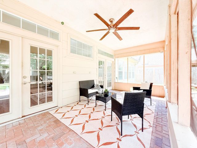 540 Springwood Drive, Conroe, TX 77385