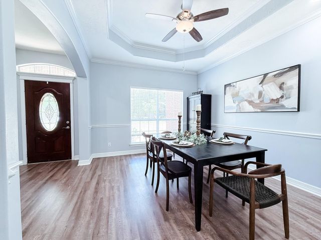 540 Springwood Drive, Conroe, TX 77385