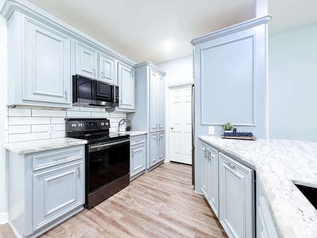 540 Springwood Drive, Conroe, TX 77385