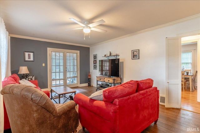 3306 Bayard Park Drive, Evansville, IN 47714