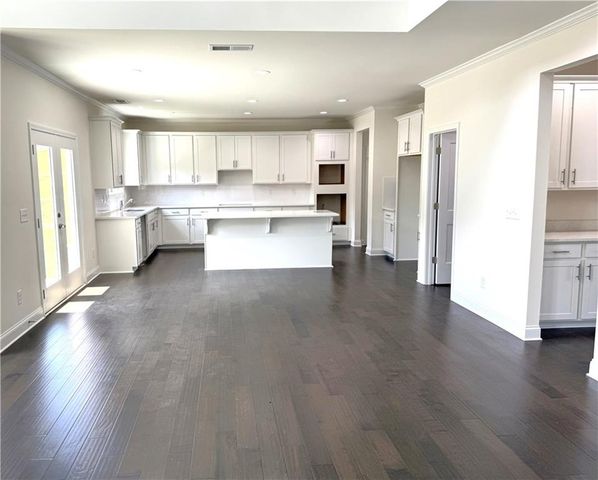 5816 Creek Indian Drive, Sugar Hill, GA 30518