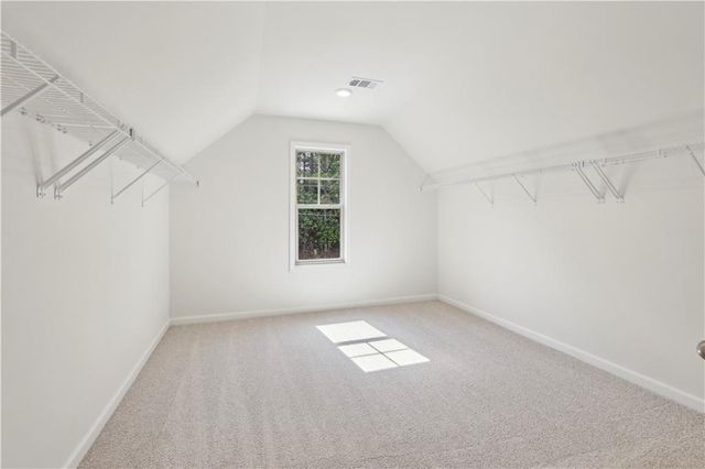 5816 Creek Indian Drive, Sugar Hill, GA 30518