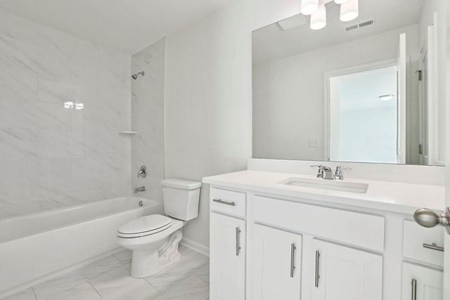 5816 Creek Indian Drive, Sugar Hill, GA 30518