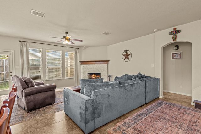 108 Bosque Court, Azle, TX 76020