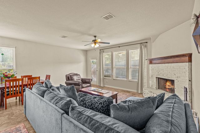 108 Bosque Court, Azle, TX 76020