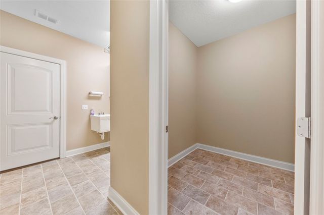 4606 Webber Ln, Murrysville, PA 15668