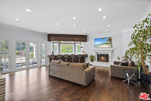 22510 La Quilla Drive, Chatsworth (los Angeles), CA 91311