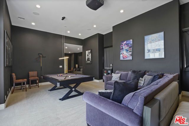 22510 La Quilla Drive, Chatsworth (los Angeles), CA 91311