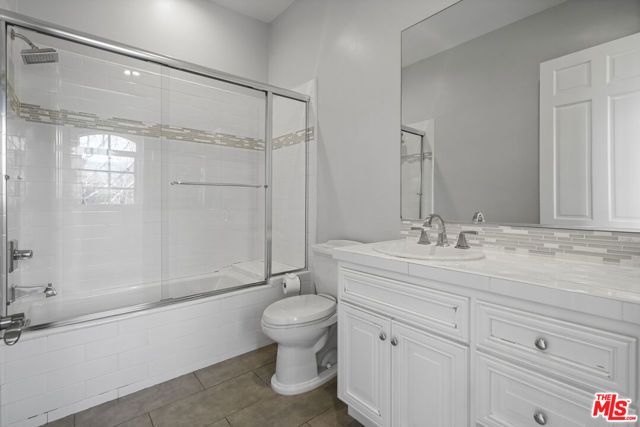 22510 La Quilla Drive, Chatsworth (los Angeles), CA 91311