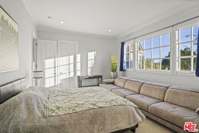 22510 La Quilla Drive, Chatsworth (los Angeles), CA 91311