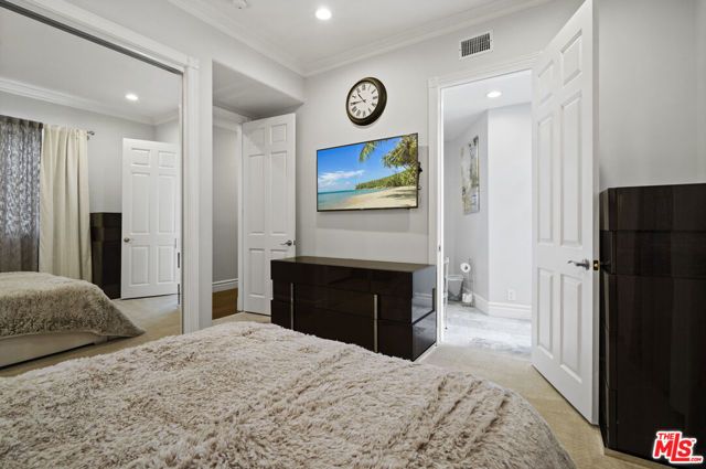 22510 La Quilla Drive, Chatsworth (los Angeles), CA 91311