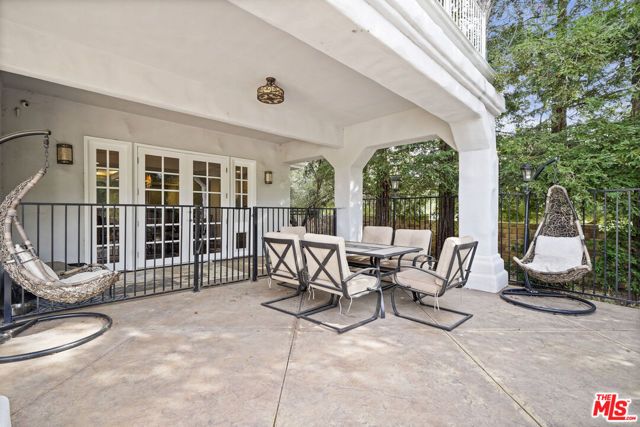 22510 La Quilla Drive, Chatsworth (los Angeles), CA 91311