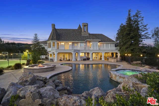 22510 La Quilla Drive, Chatsworth (los Angeles), CA 91311