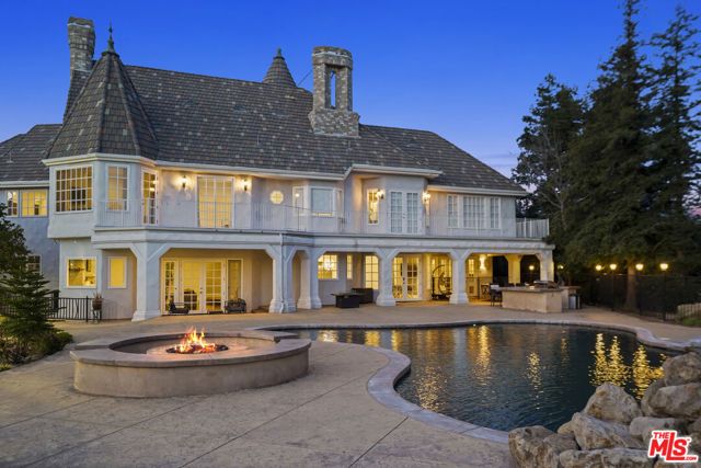 22510 La Quilla Drive, Chatsworth (los Angeles), CA 91311