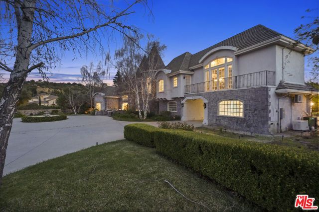 22510 La Quilla Drive, Chatsworth (los Angeles), CA 91311