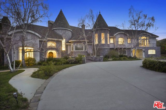 22510 La Quilla Drive, Chatsworth (los Angeles), CA 91311