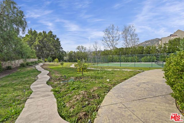 22510 La Quilla Drive, Chatsworth (los Angeles), CA 91311