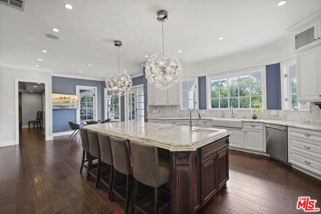 22510 La Quilla Drive, Chatsworth (los Angeles), CA 91311