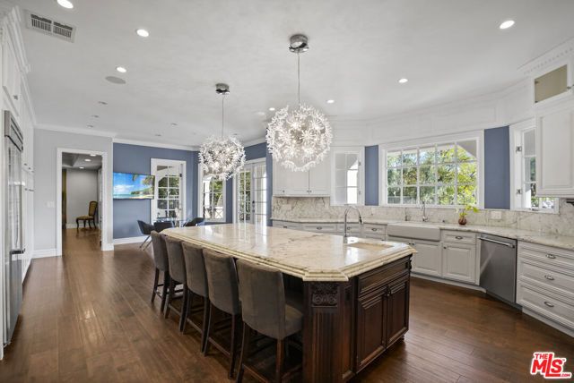 22510 La Quilla Drive, Chatsworth (los Angeles), CA 91311