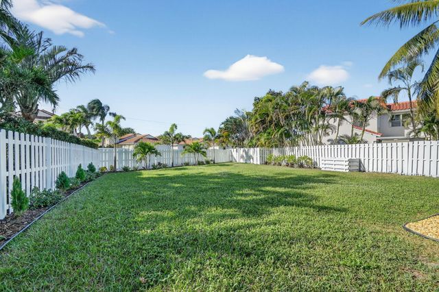 7279 Burgess Drive, Lake Worth, FL 33467