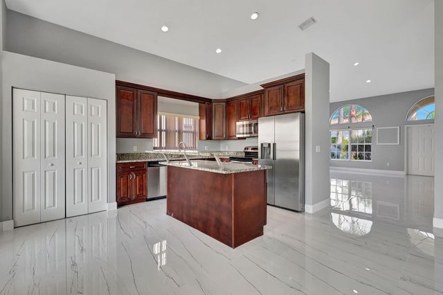 4190 Bahia Isle Circle, Wellington, FL 33449