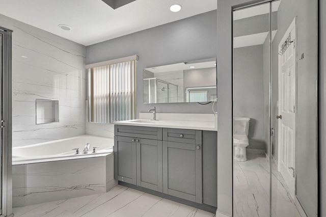 4190 Bahia Isle Circle, Wellington, FL 33449